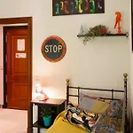Pop-art, Junto A La Plaza Mayor, By My In Apartman Salamanca