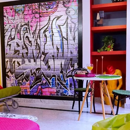 Pop-art, Junto A La Plaza Mayor, By My In Appartement